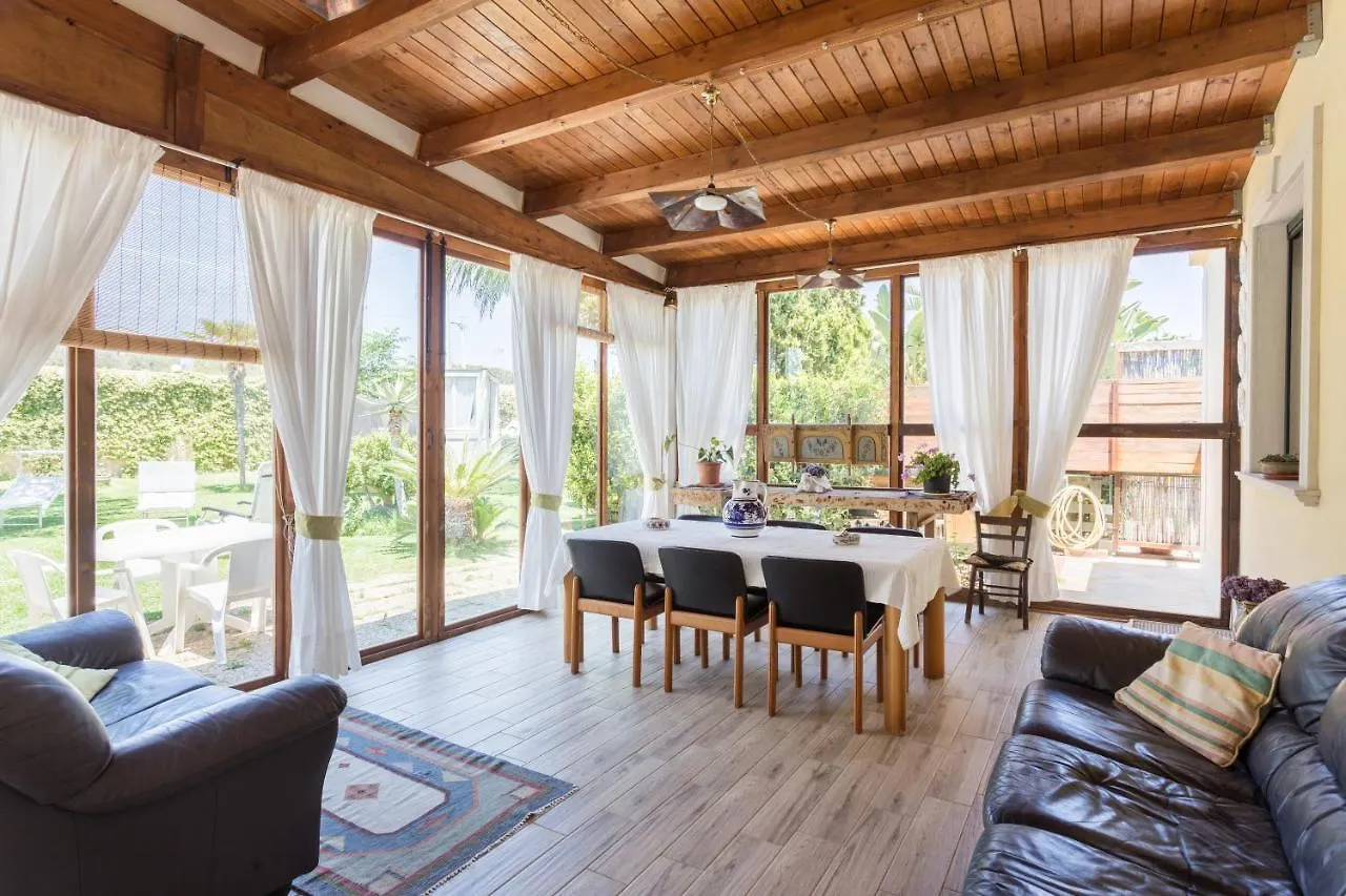 Villa Sole - Entire Villla With Private Pool Plemmirio 0*,